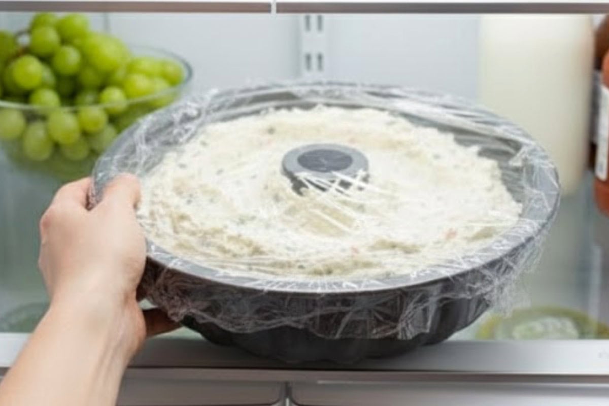 Cover the pan and refrigerate for about 1 hour