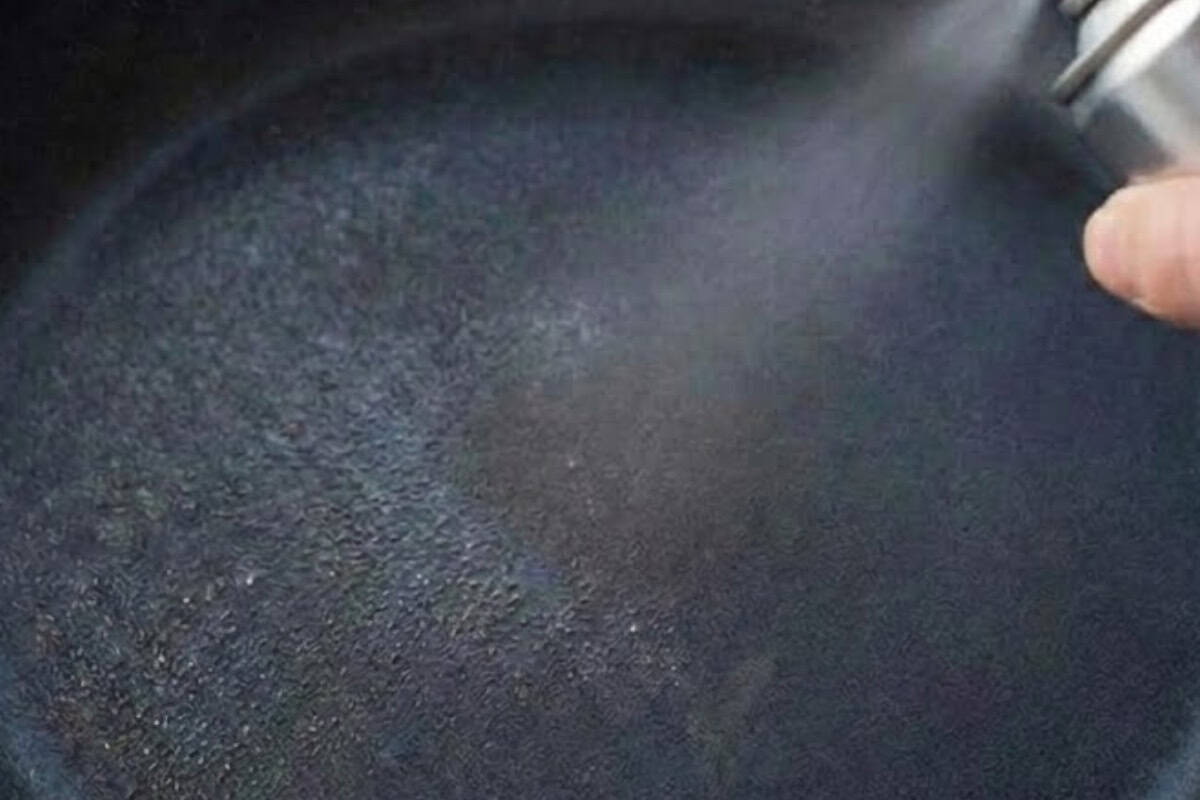 Warm a non stick pan over low to medium heat and lightly coat with cooking oil spray
