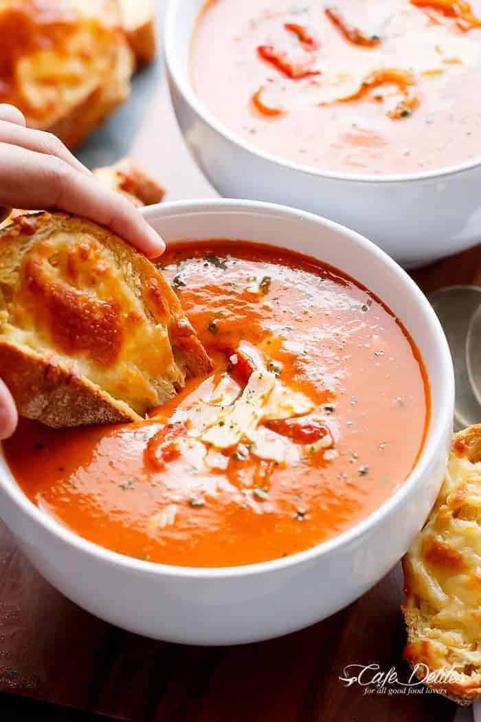 A Creamy Roasted Tomato Basil Soup full of good flavours, naturally thickened with no need for cream cheese or heavy creams!