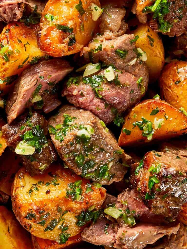 Airfryer Steak Bites And Potatoes