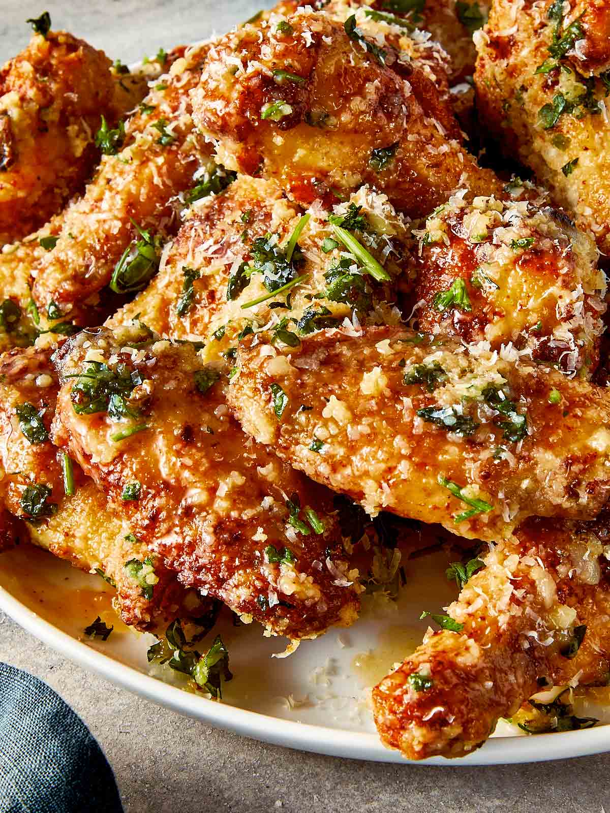 Crispy Garlic Parmesan Wings