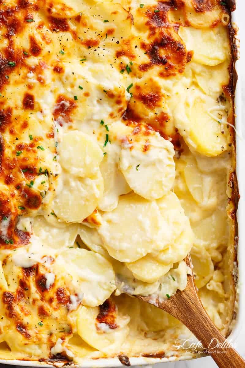 Parmesan Scalloped Potatoes (With Video)