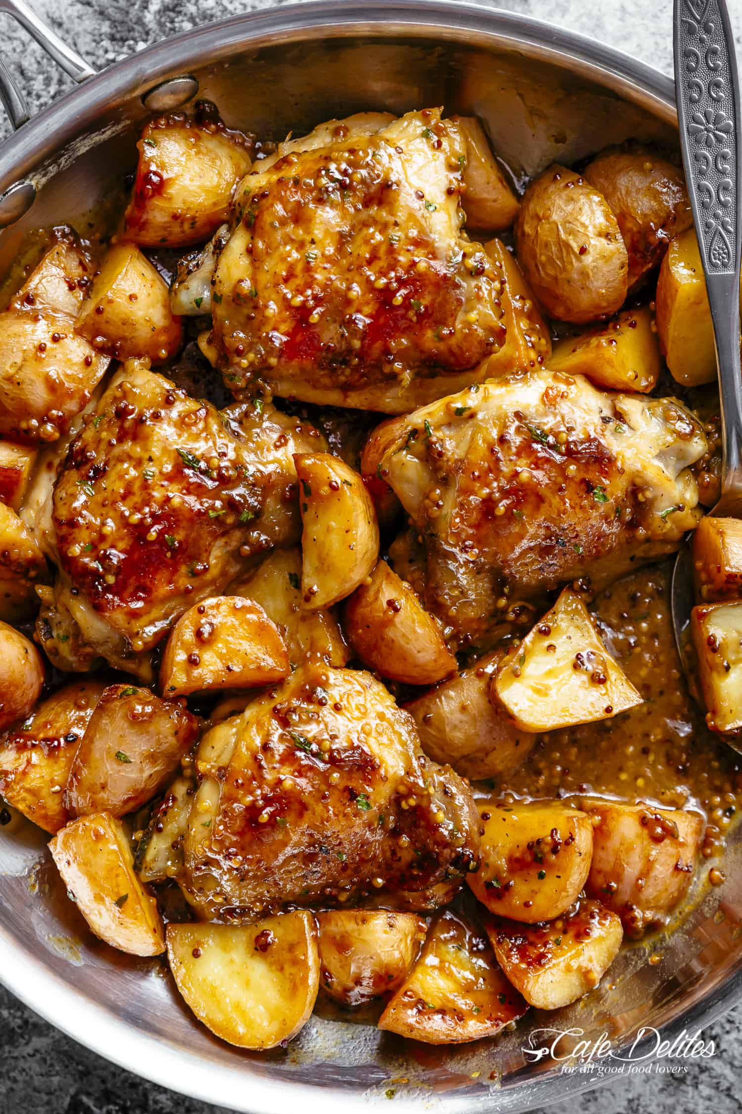 Honey Mustard Chicken And Potatoes (One Pan)