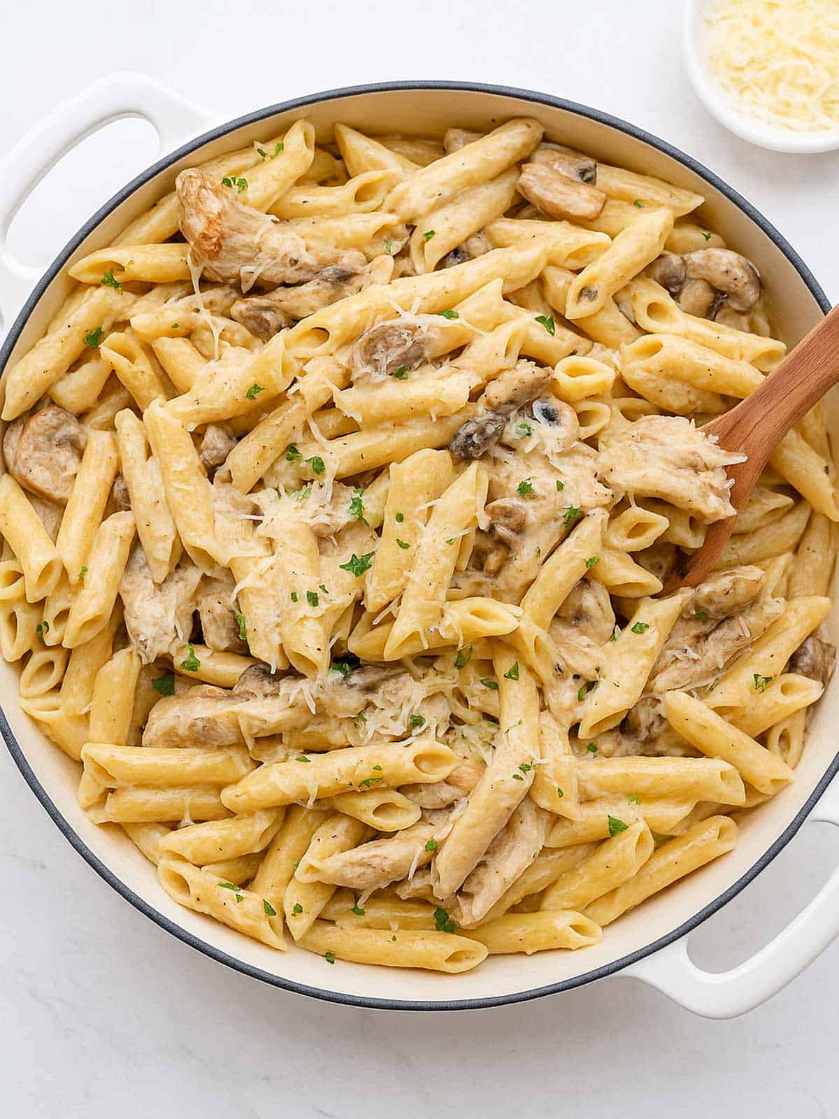 Creamy Mushroom Chicken Pasta (One-Pot)