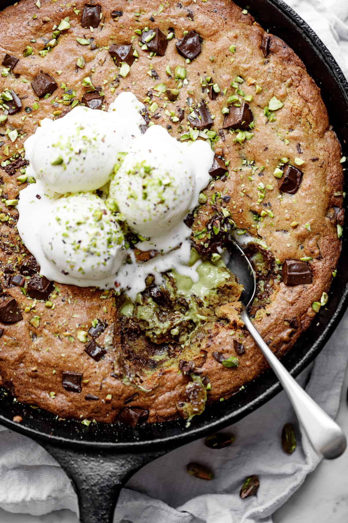 Pistachio Skillet Cookie (Gooey & Stuffed and Pistachio Cream