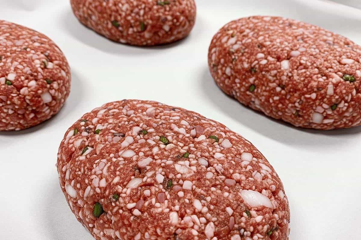 4 oval-shaped patties