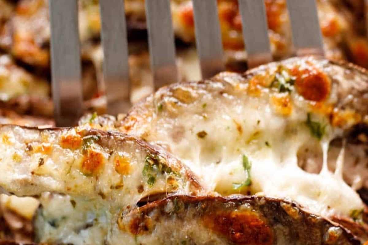 Bring mushroom liquid to a simmer over medium-high heat, whisk in a cornstarch mixture