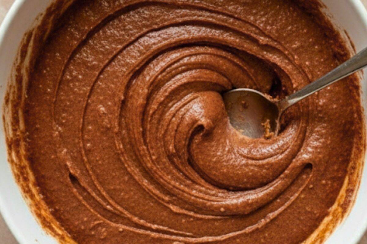 Mix soften butter and mix brown sugar with cinnamon for the filling.