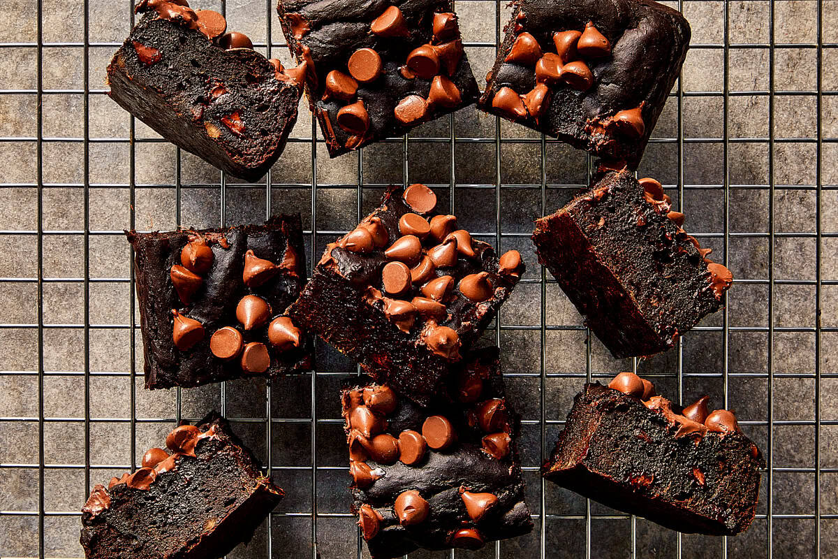 Overview top sweet potato brownies baked ready to eat