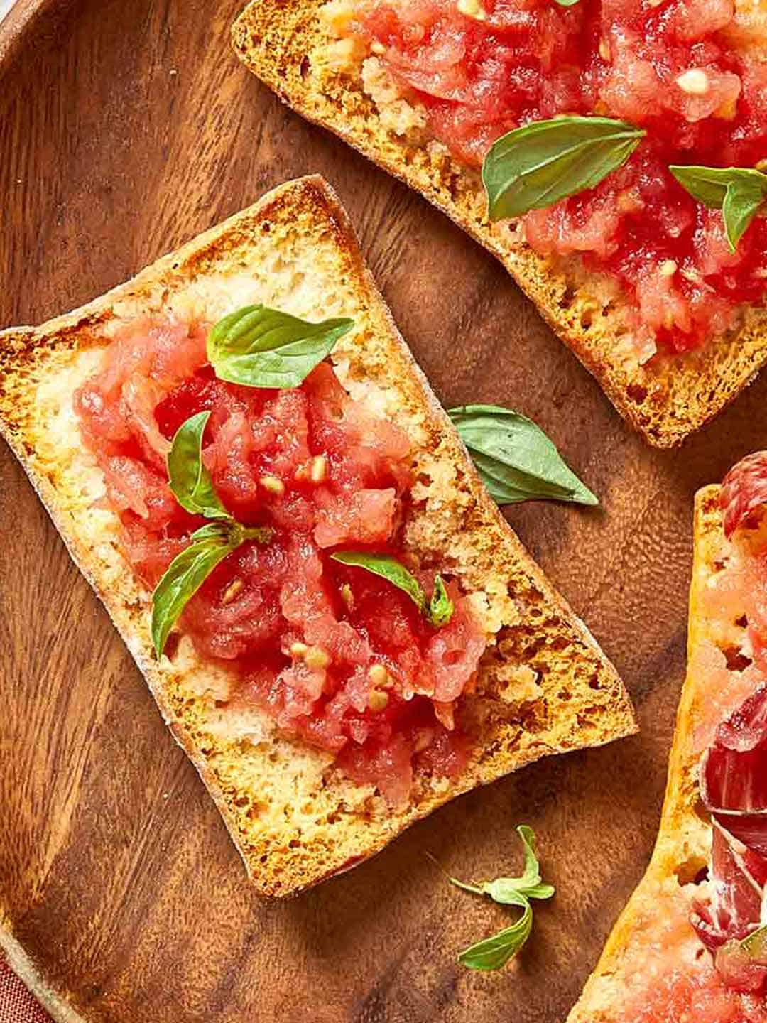 Tomato Bread – Spanish Pan Coca
