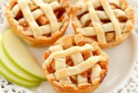 Sweet Apple Pie Bites
