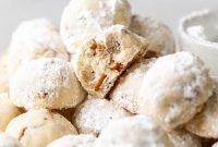 Powdered Perfection: Snowball Cookies