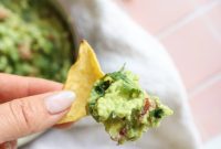 Speedy Creamy Greek Yogurt Guacamole