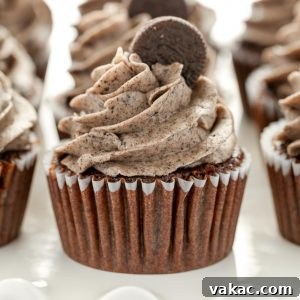 Delicious Chocolate Oreo Cupcakes with creamy frosting