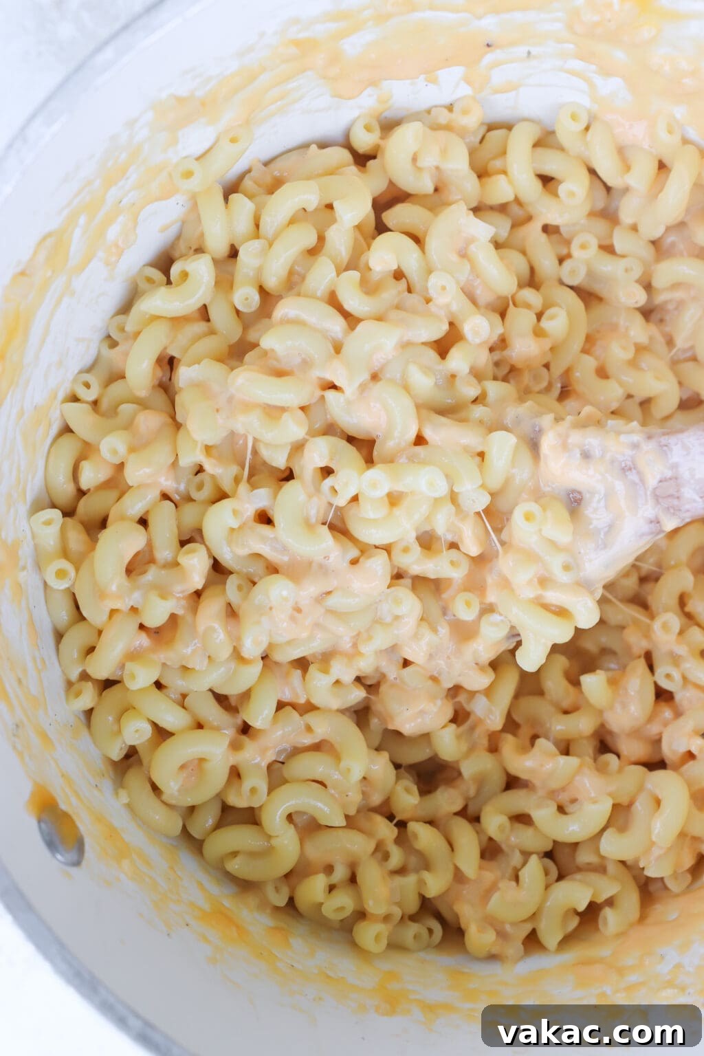 Secretly Creamy 5-Ingredient Cottage Cheese Mac 7 5 Ingredient Creamy Cottage Cheese Mac and Cheese in a large white bowl.